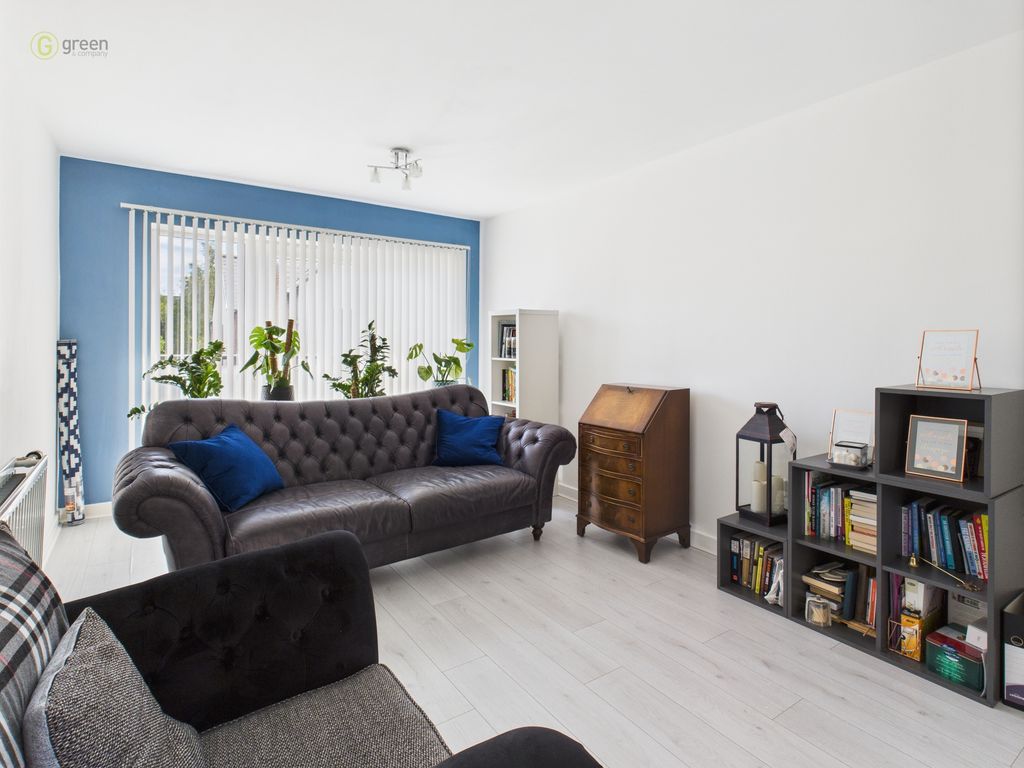 Property photo 2 of 40