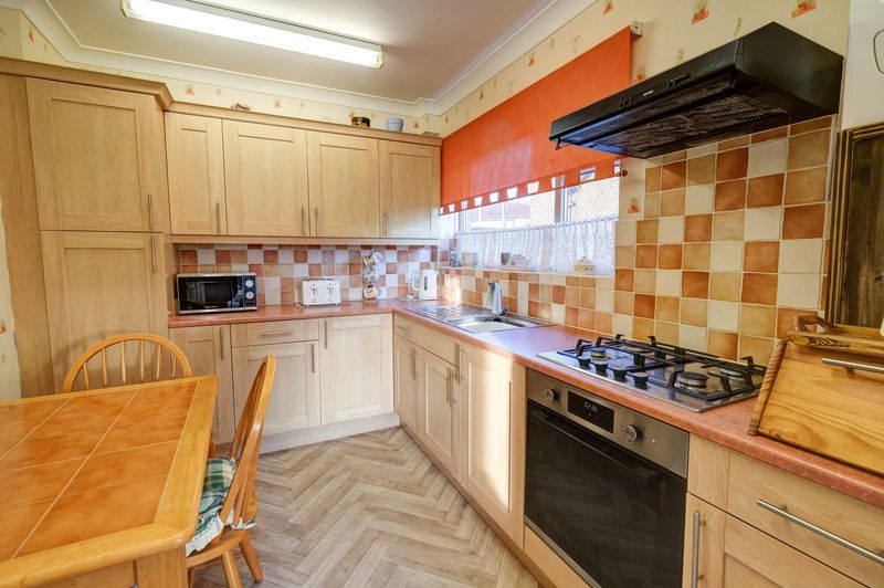 Property photo 3 of 15 Photo 10