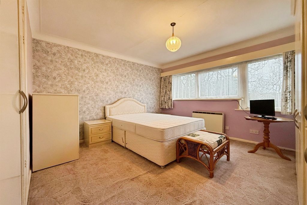 Property photo 2 of 15 Bedroom 2