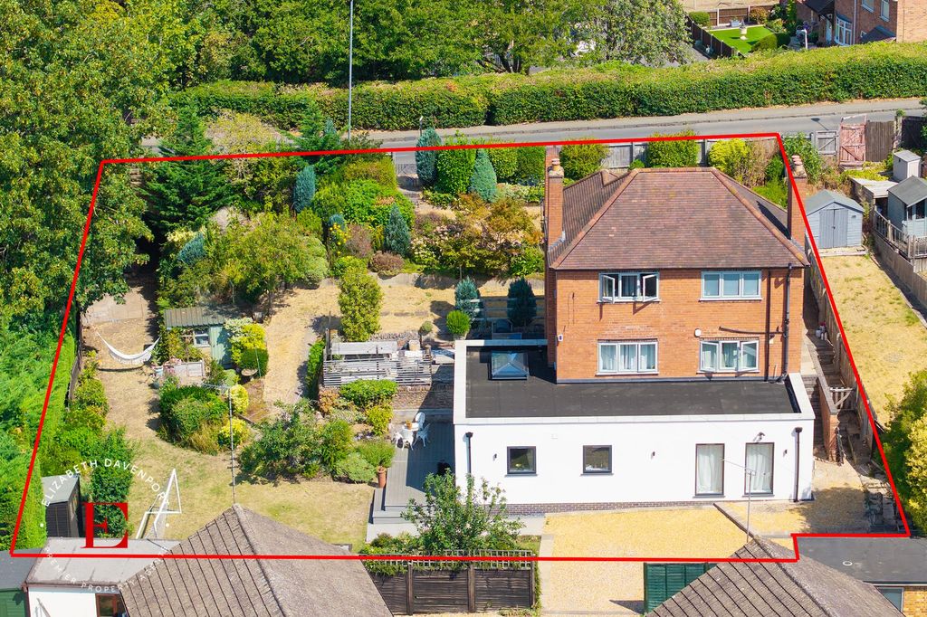 Property photo 1 of 29
