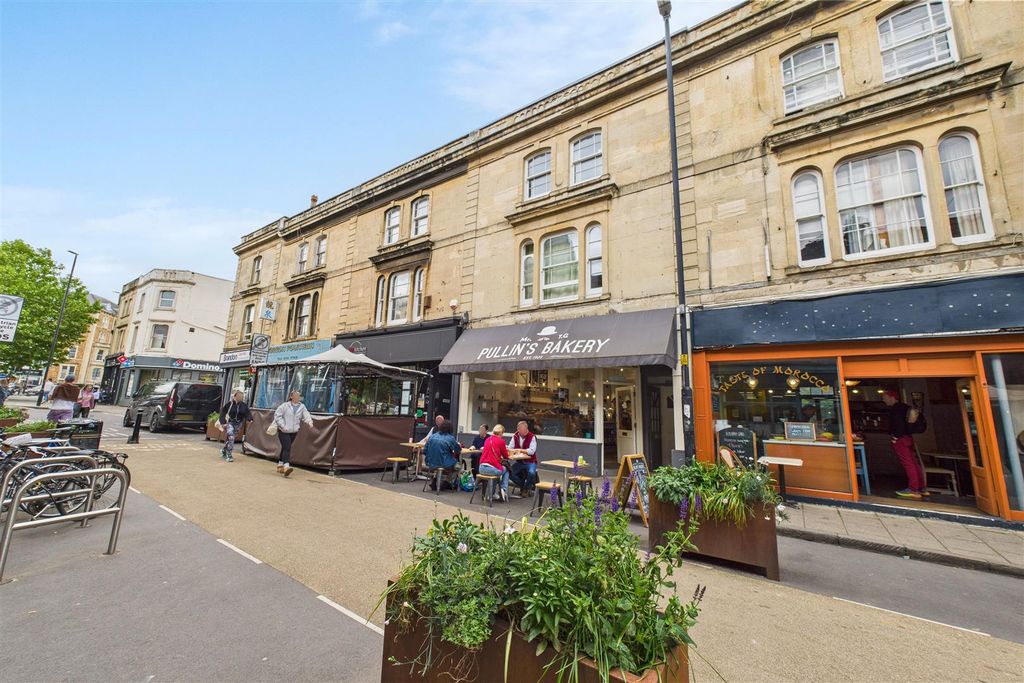 Property photo 1 of 34 8 Cotham Hill, Cotham, Bristol Bs6 6Lf | Freehold