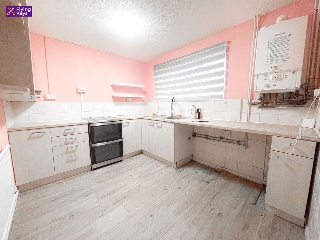 Property photo 3 of 26