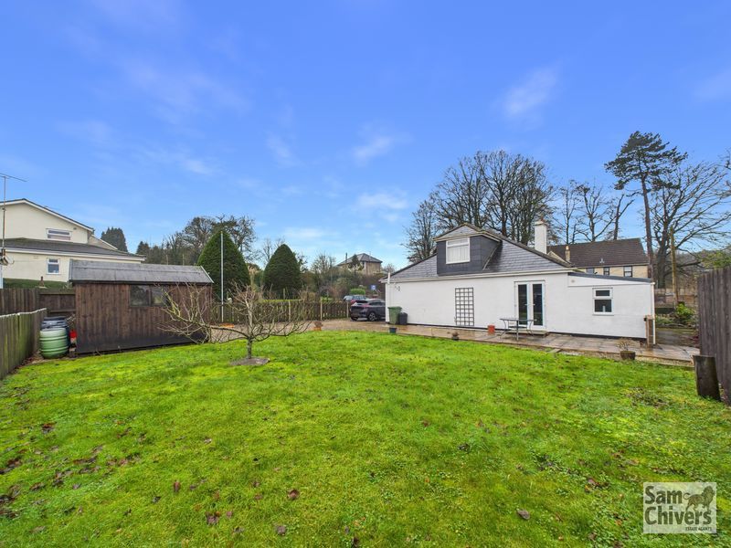 Property photo 2 of 20 Photo 6