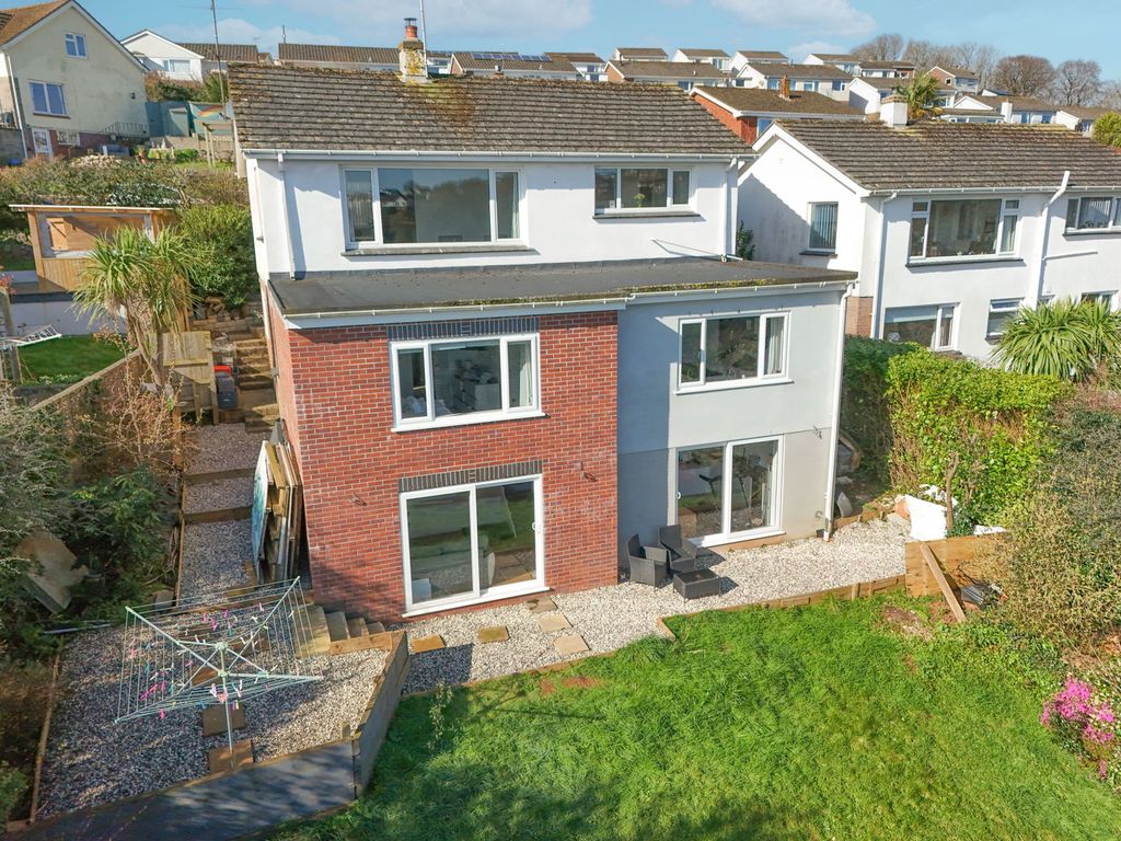 Property photo 1 of 31