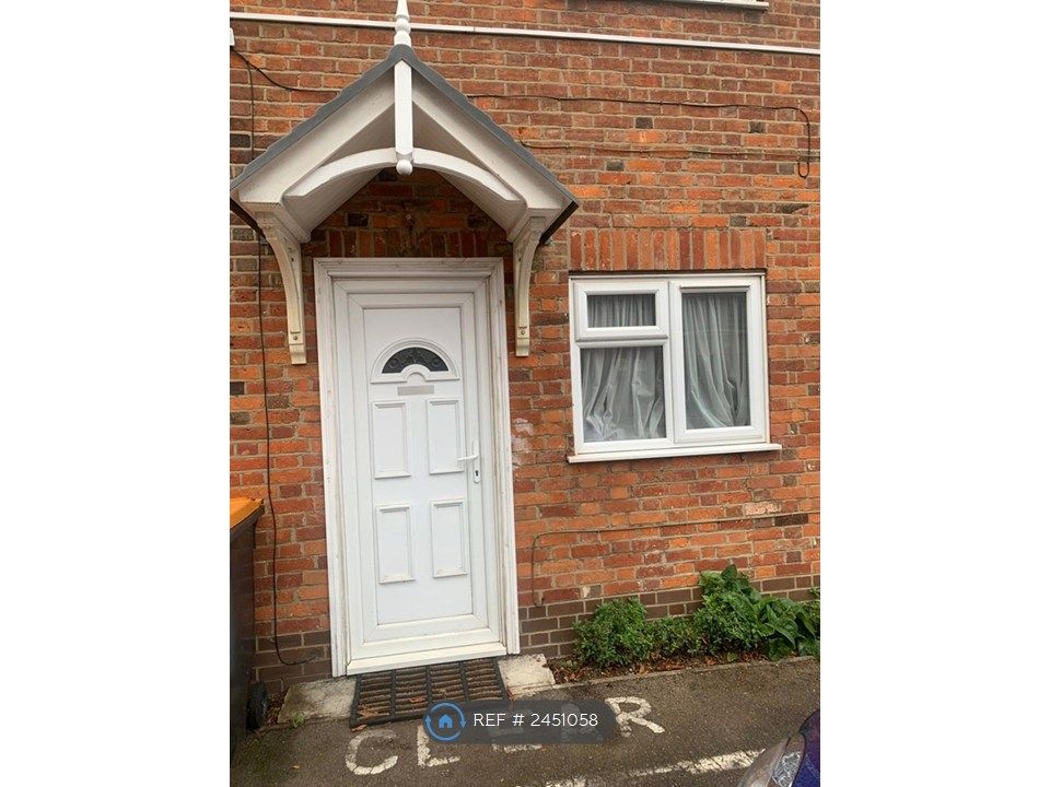 Property photo 2 of 10