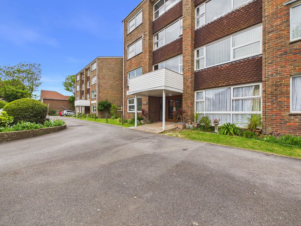 Property photo 1 of 6 Cam03519G0-Pr0514-Still008