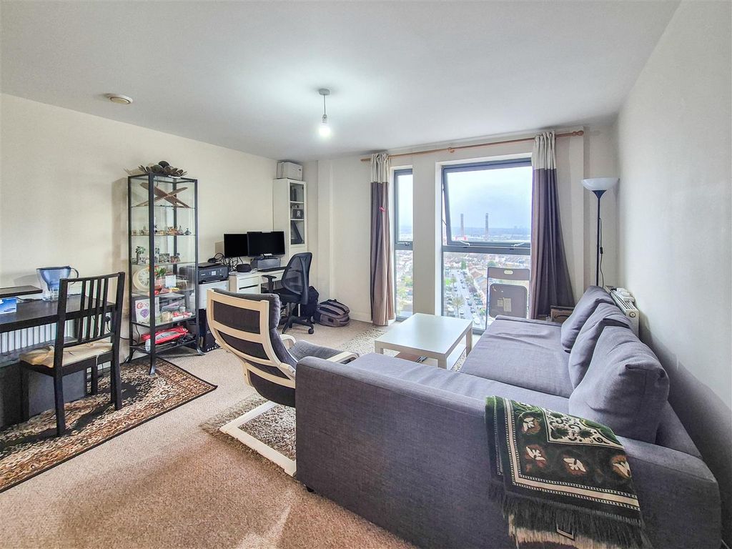 Property photo 3 of 17 22-11-2025__17-52-24_20251122_111543.Gs242.Jpg