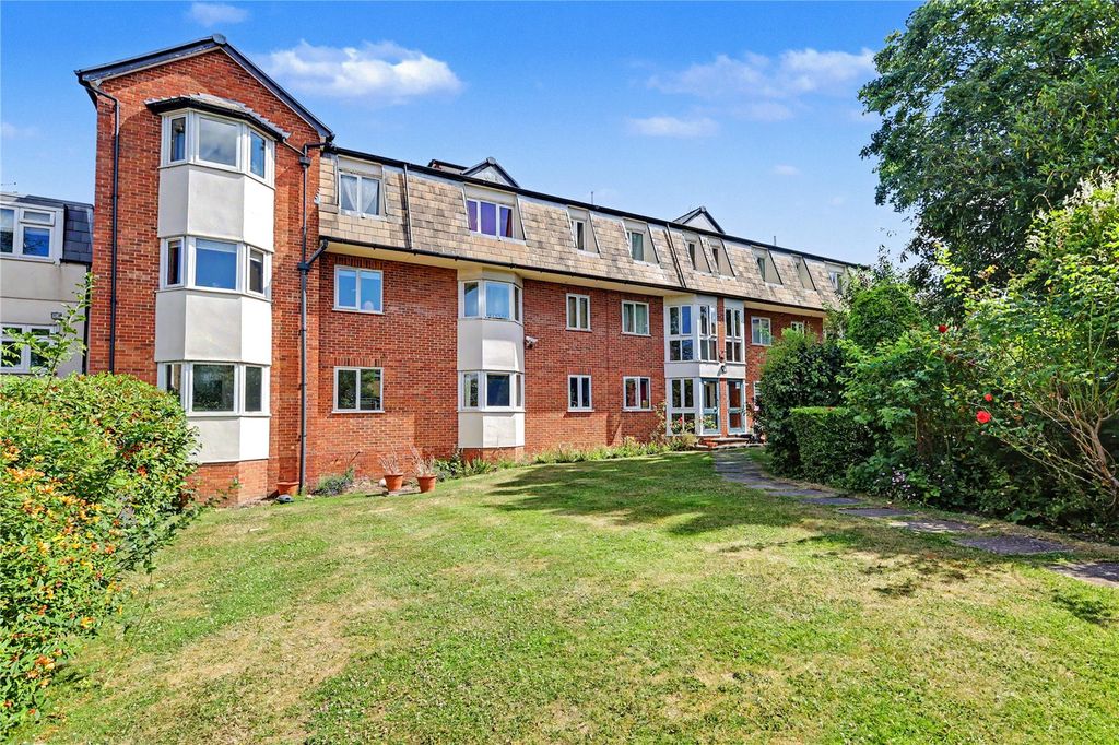 Property photo 1 of 8 Picture No. 10