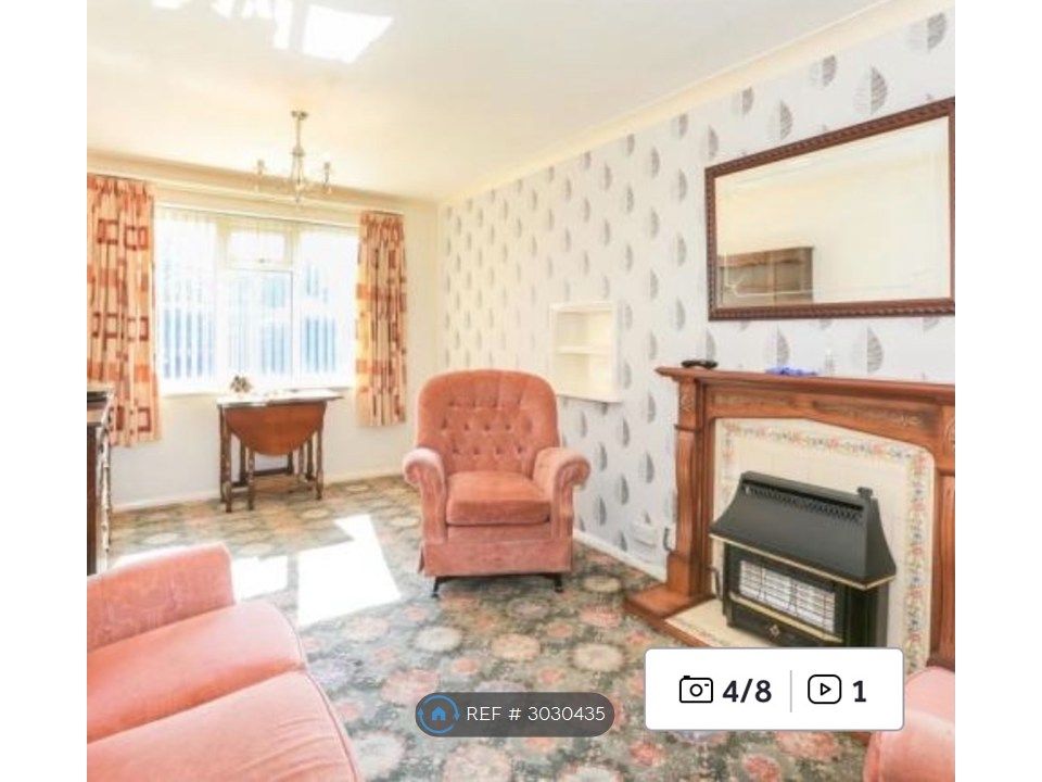 Property photo 3 of 4