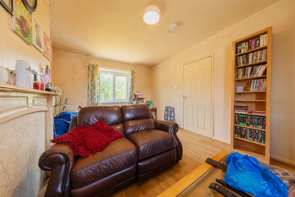 Property photo 3 of 17