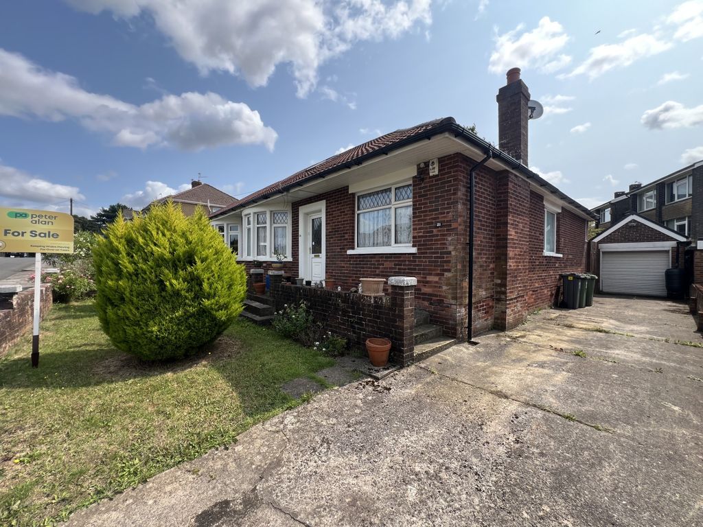 Property photo 1 of 18