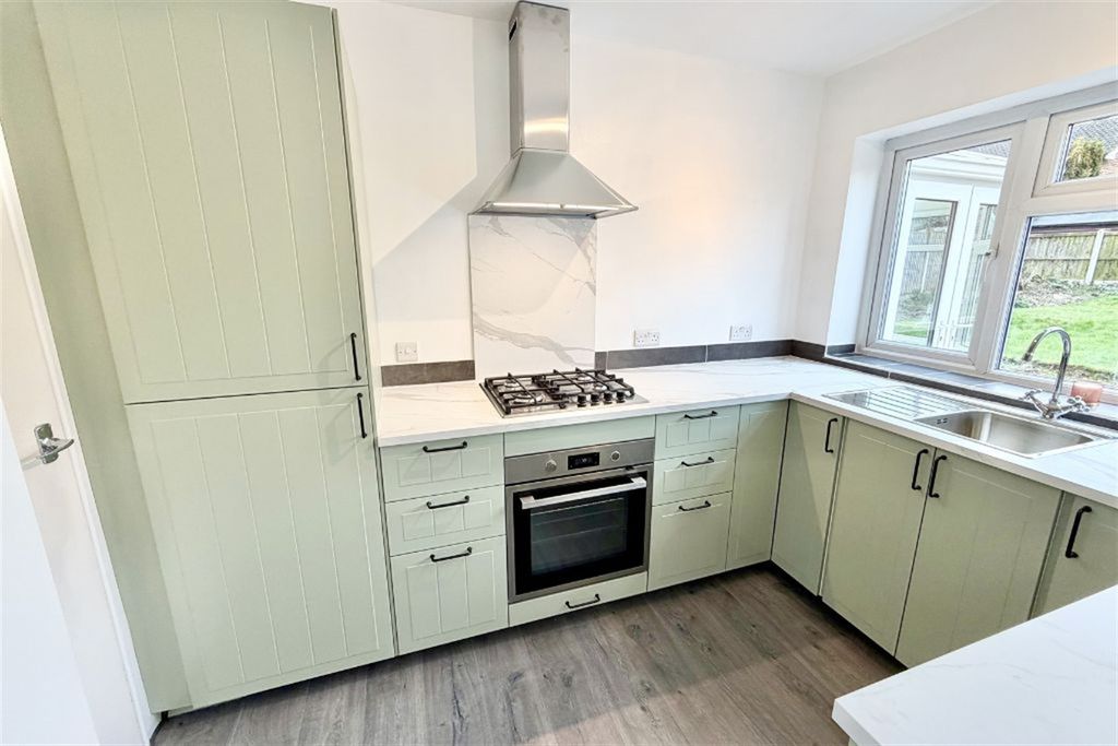 Property photo 2 of 27 (Main)