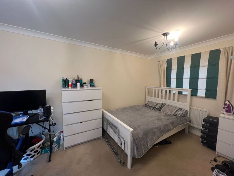 Property photo 2 of 11 Photo 13