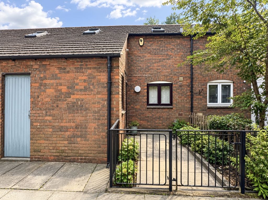 Property photo 1 of 9 Img_1524