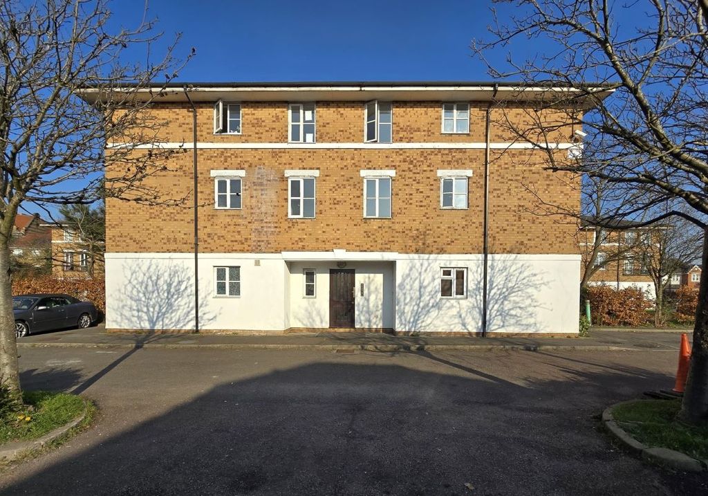 Property photo 1 of 6