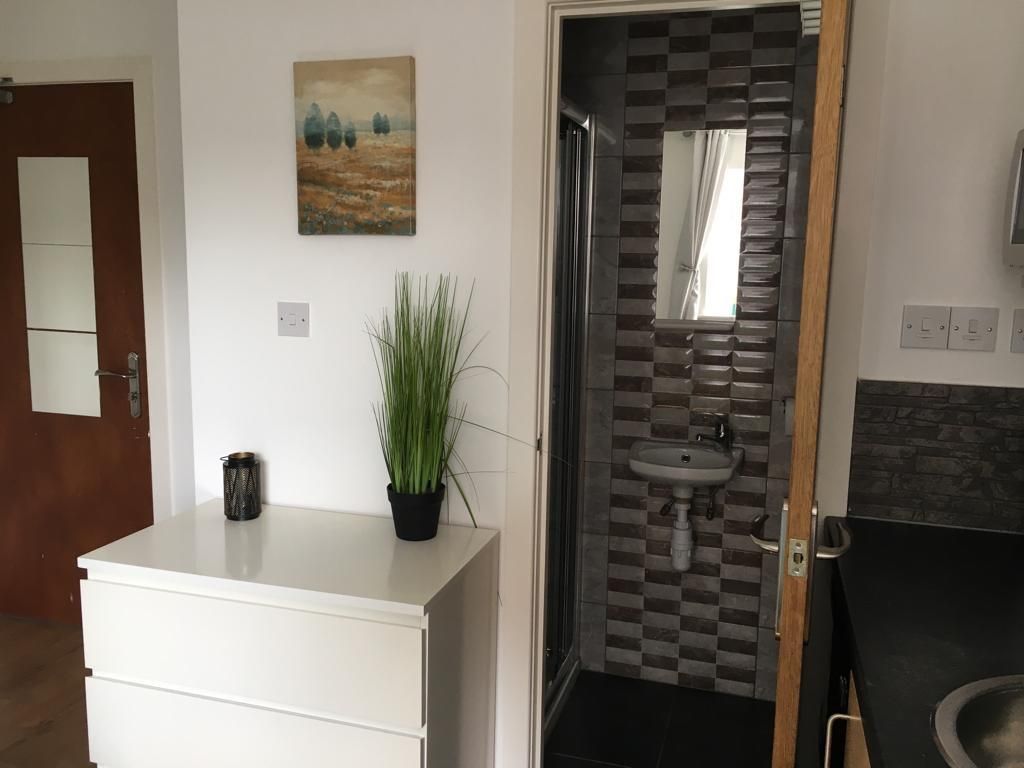 Property photo 2 of 3