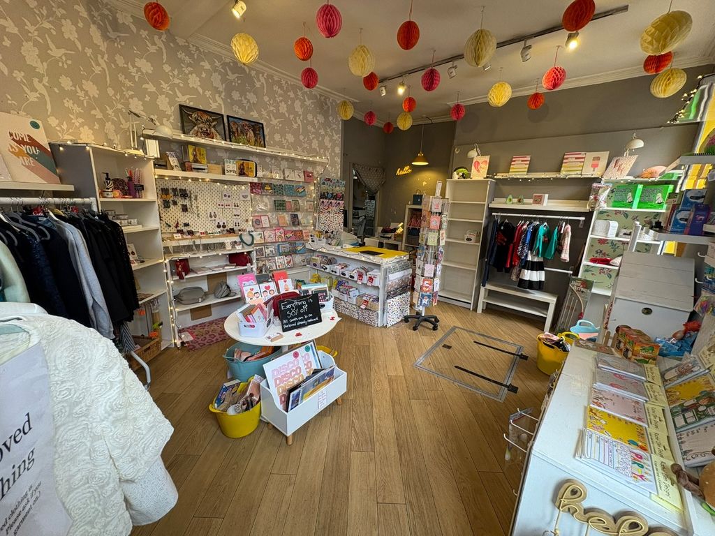 Property photo 3 of 10