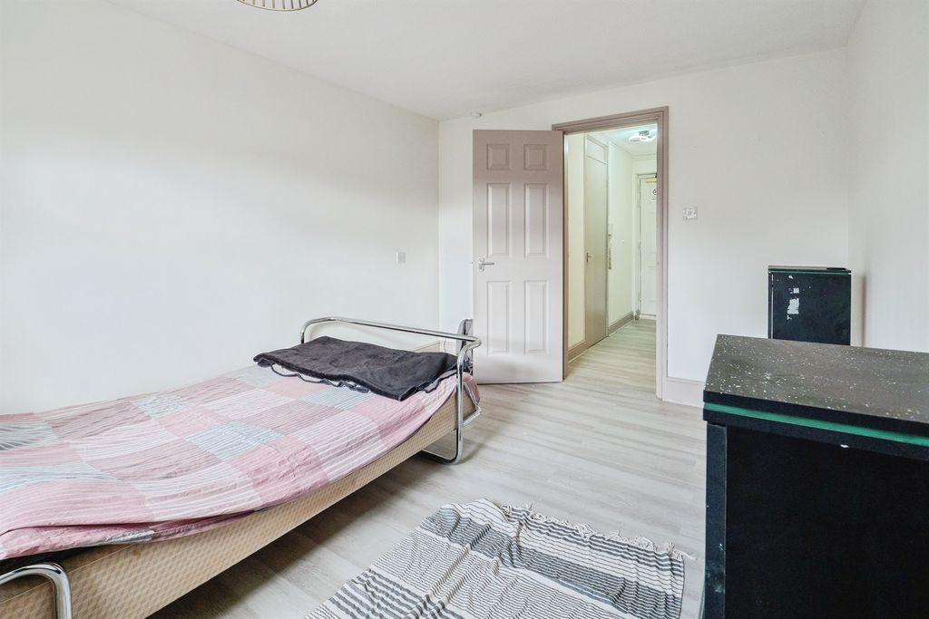 Additional image 11 of 1 bed flat for saleScalpay Close, Leicester LE4