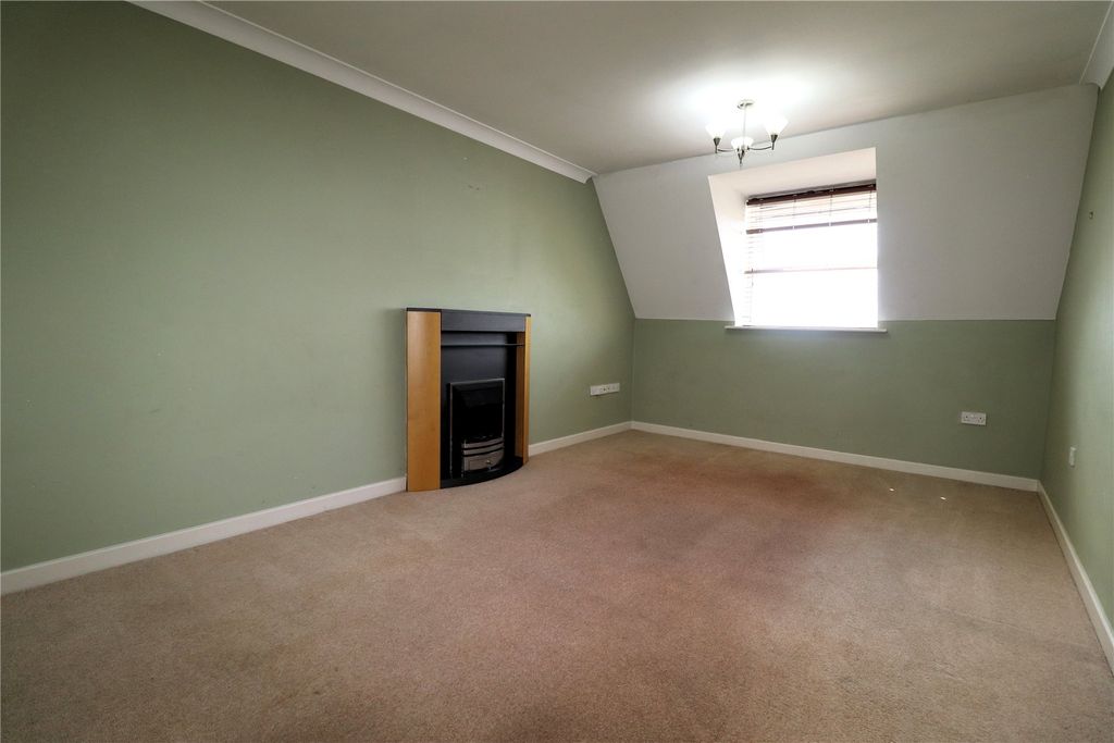 Property photo 3 of 7 Picture No. 15