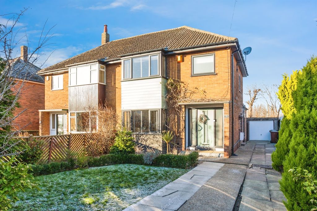 Property photo 1 of 20