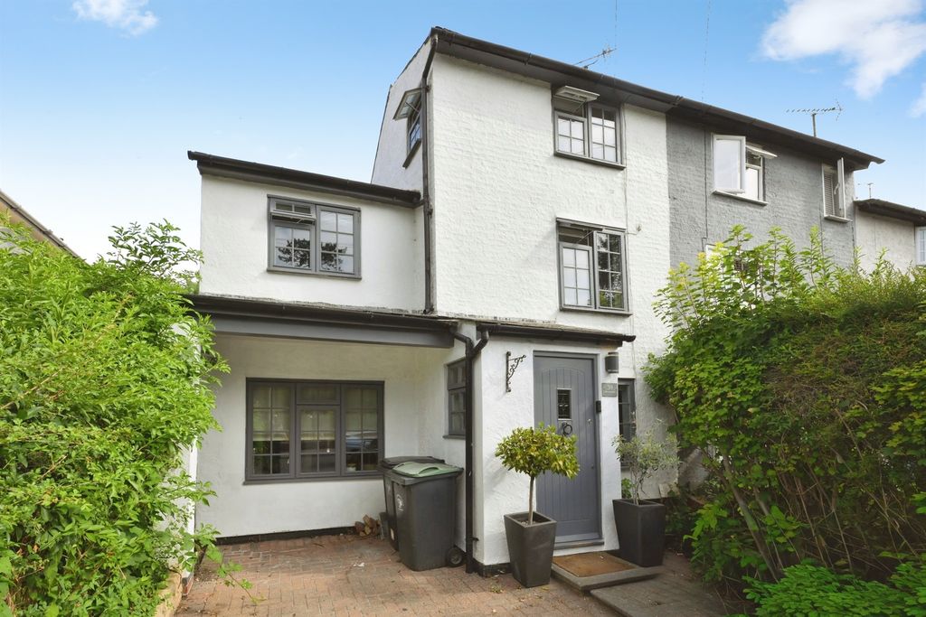 Property photo 1 of 23