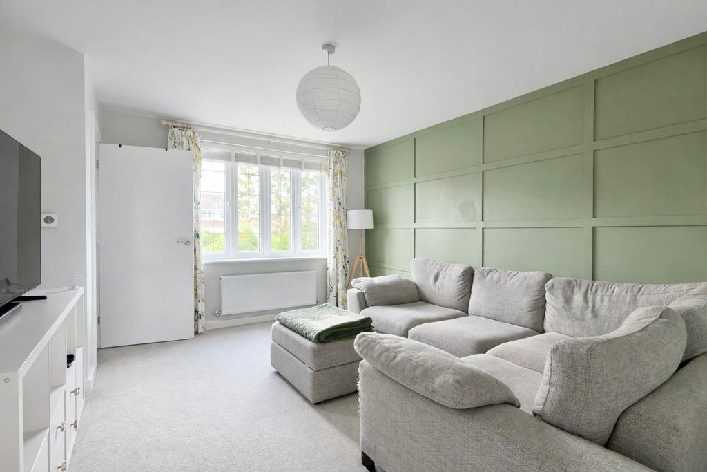 Property photo 2 of 14 Living Room