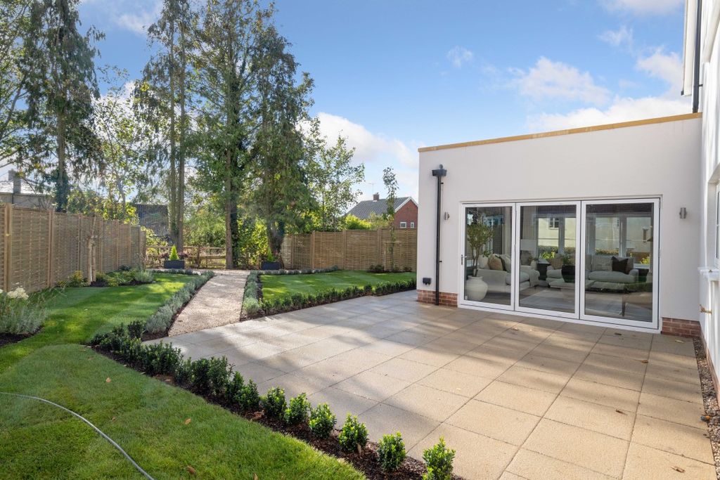 Property photo 2 of 24 Show Home Image