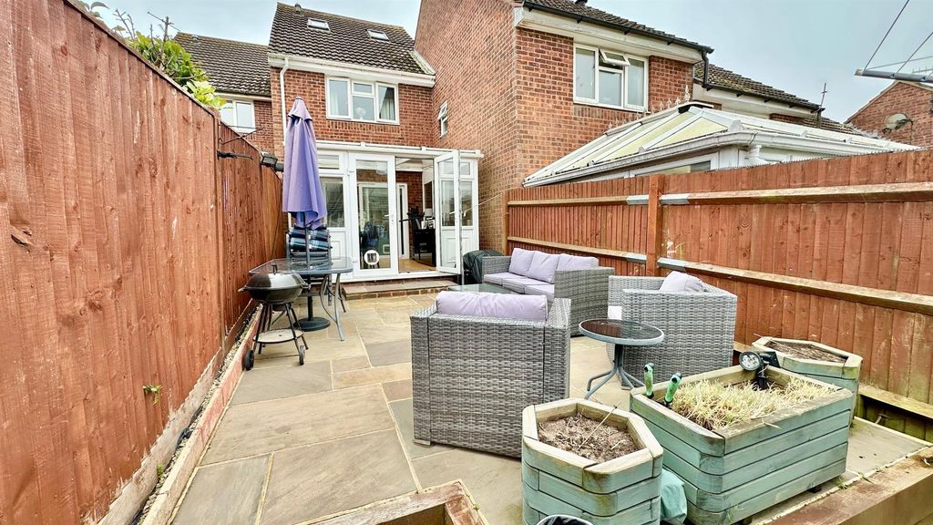 Property photo 1 of 22