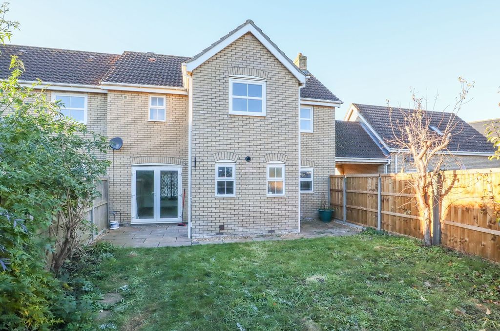 Property photo 2 of 20 Rear