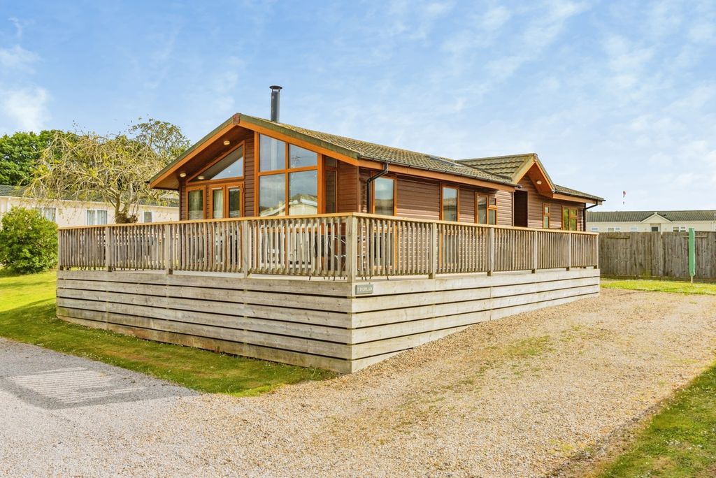 Property photo 1 of 20 Pbox-Img.Jpg