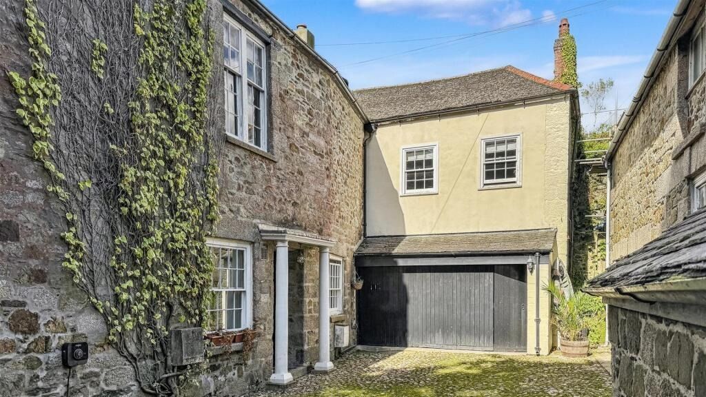 Property photo 1 of 24 4858890