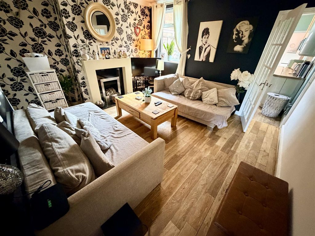 Property photo 3 of 12 Img_0294.Jpeg