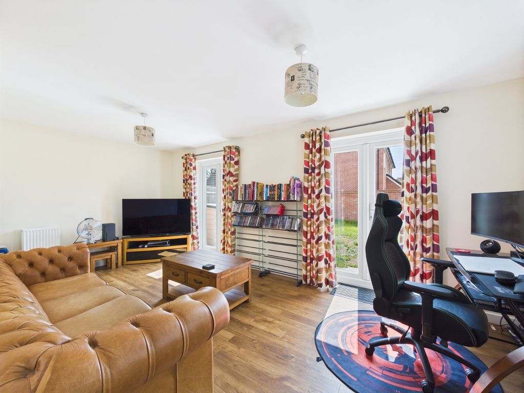 Property photo 2 of 15 Picture No. 02