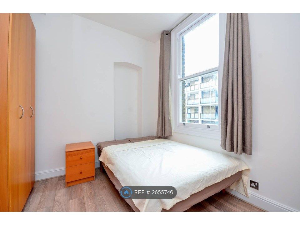 Property photo 3 of 9 Bedroom 1