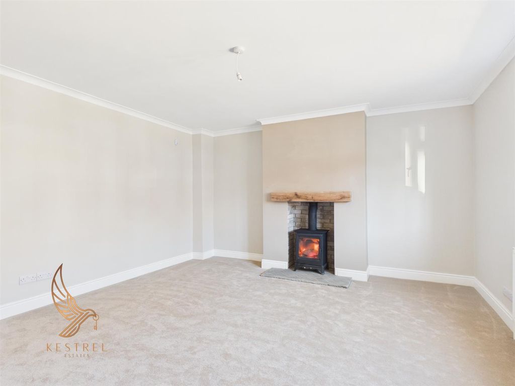 Property photo 3 of 44 2.Jpg