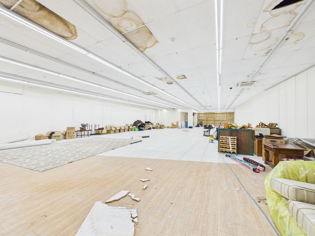 Property photo 2 of 13 2