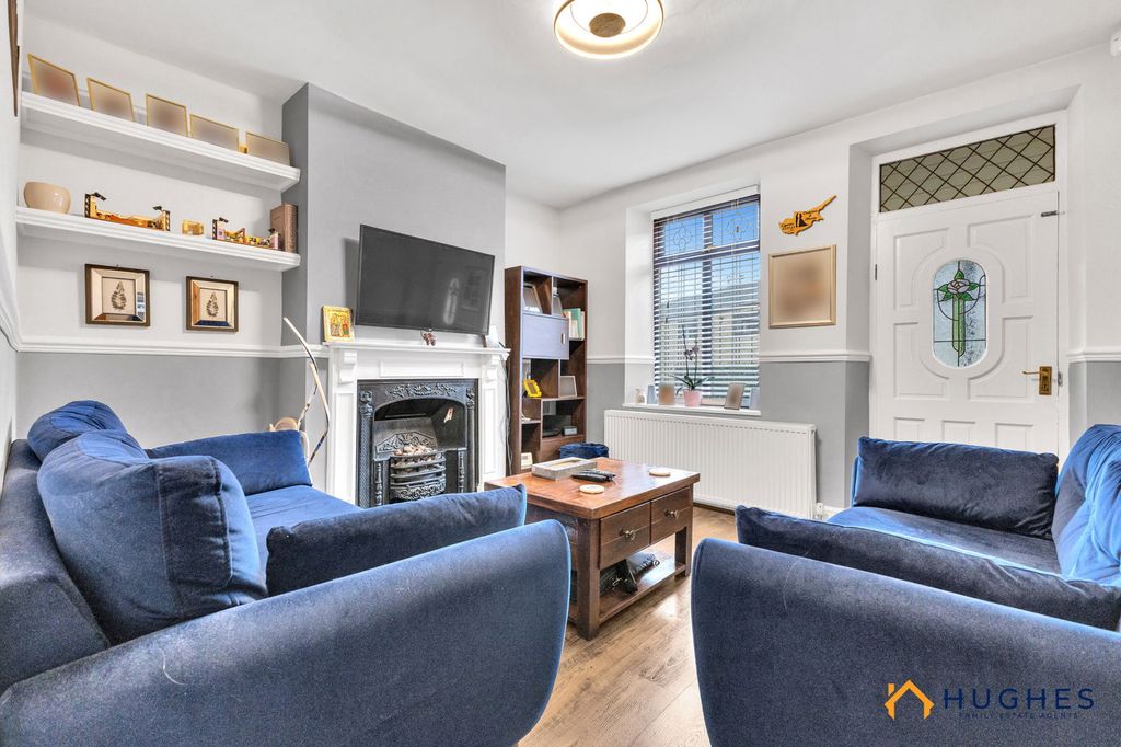 Property photo 3 of 19