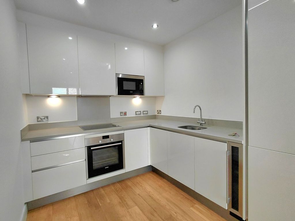 Property photo 3 of 9