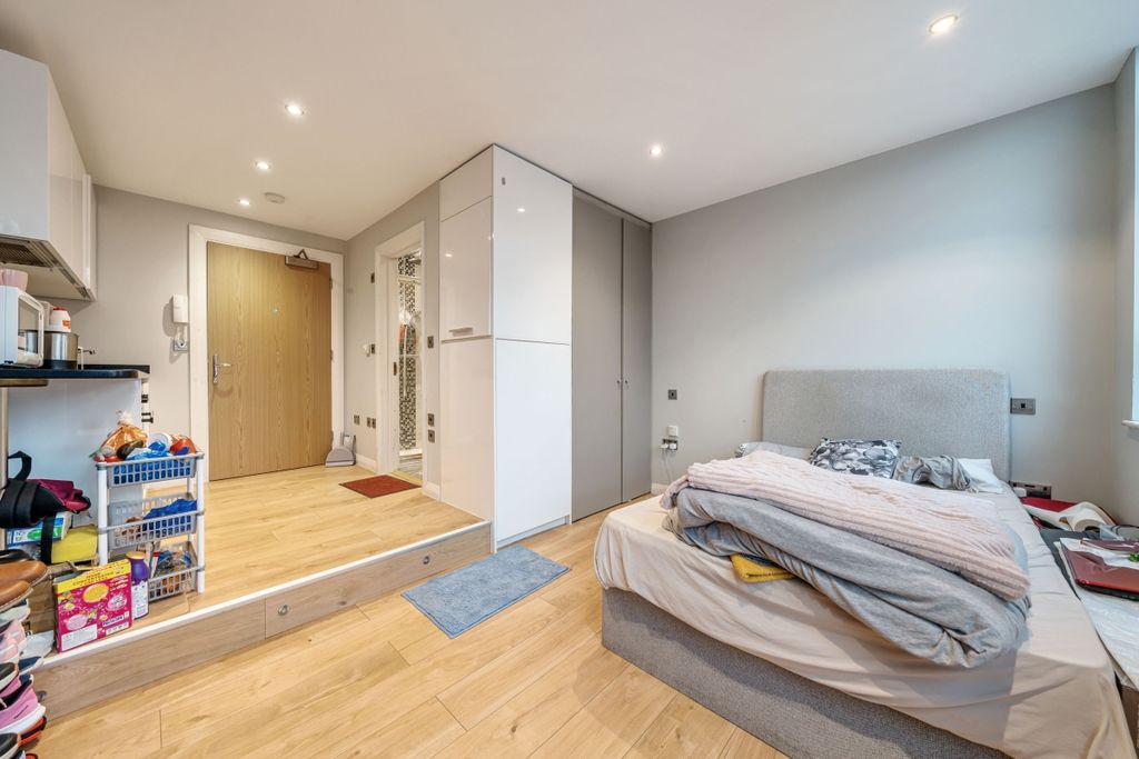 Property photo 3 of 6 962905 (4)