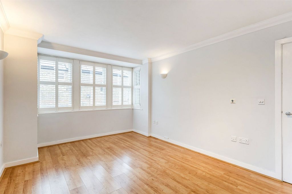Property photo 3 of 15 Picture No. 23