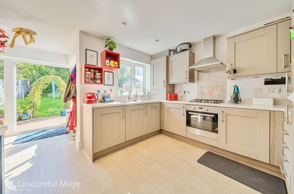 Property photo 3 of 15