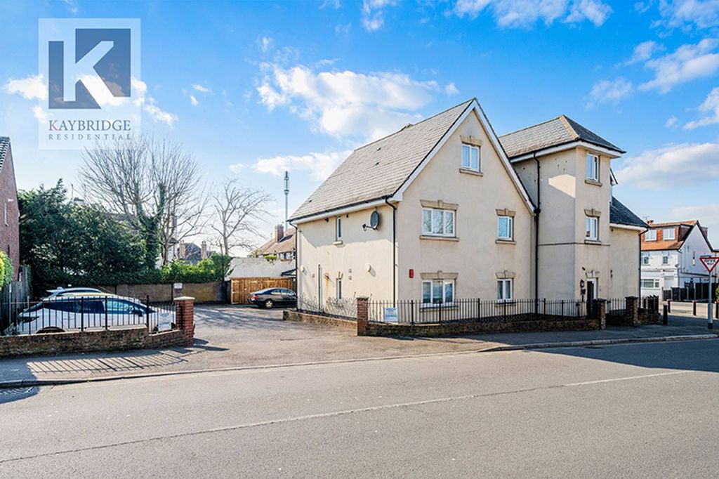 Property photo 2 of 12