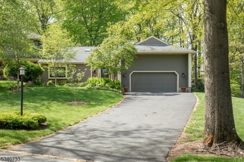 Property photo 3 of 8 <Alttext/>