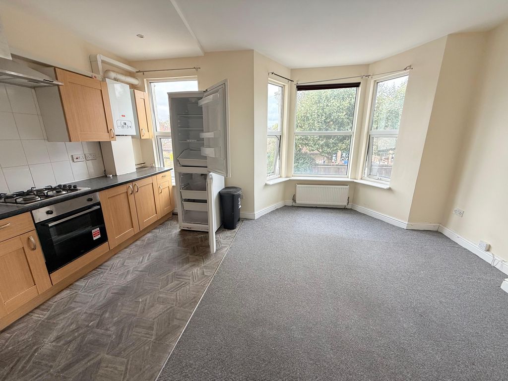 Property photo 1 of 4