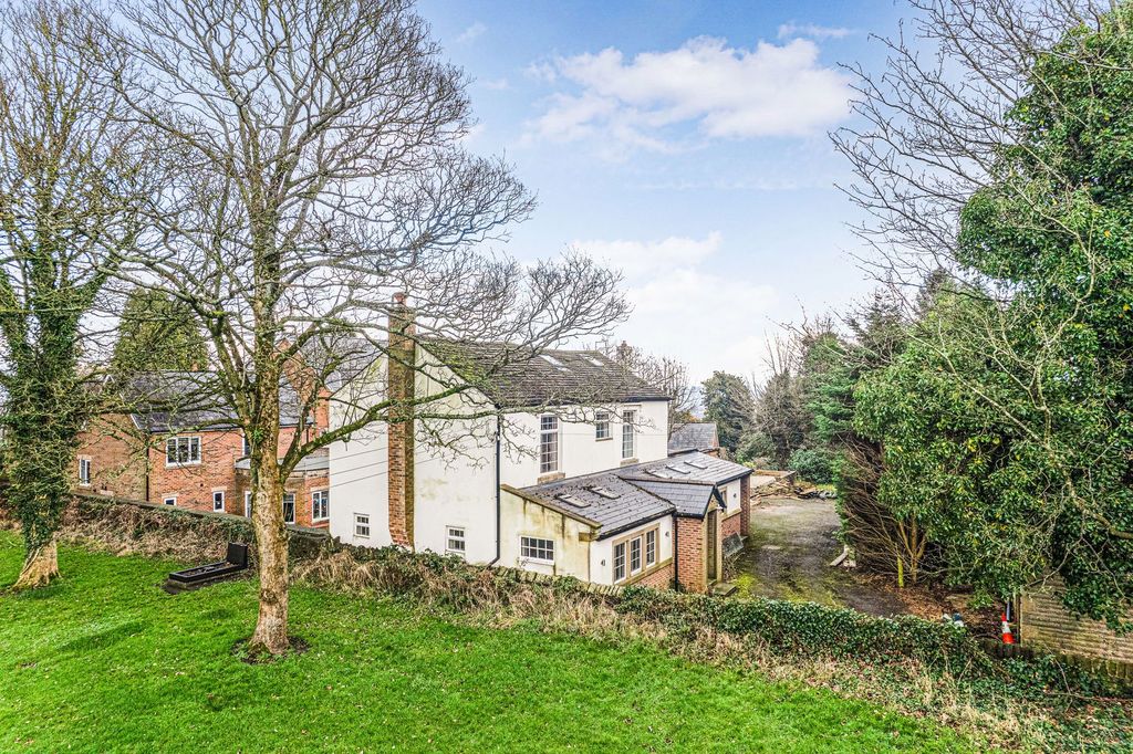 Property photo 2 of 62