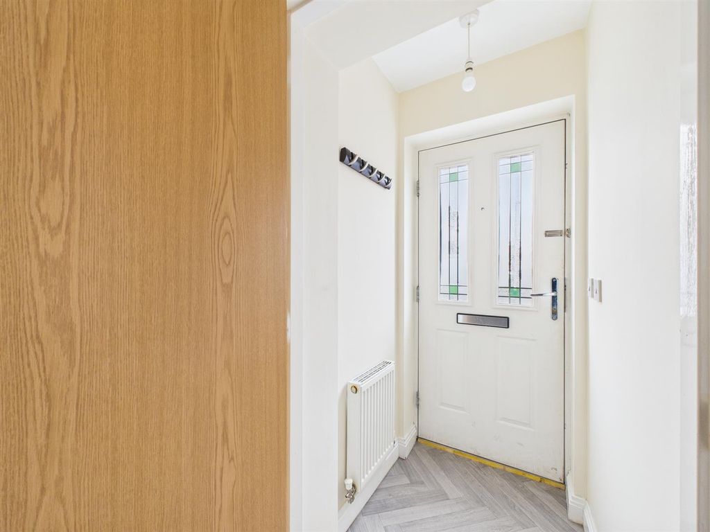 Property photo 2 of 27 Cam03844G0-Pr0386-Still001.Jpg