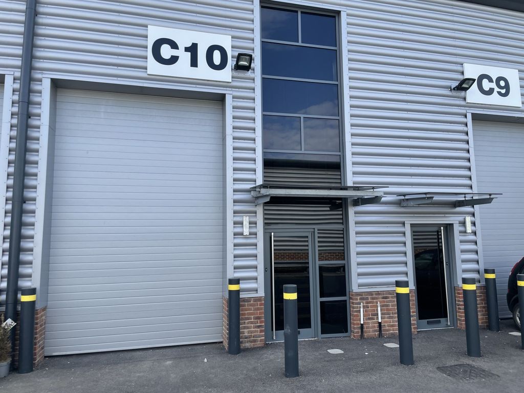 Property photo 3 of 4