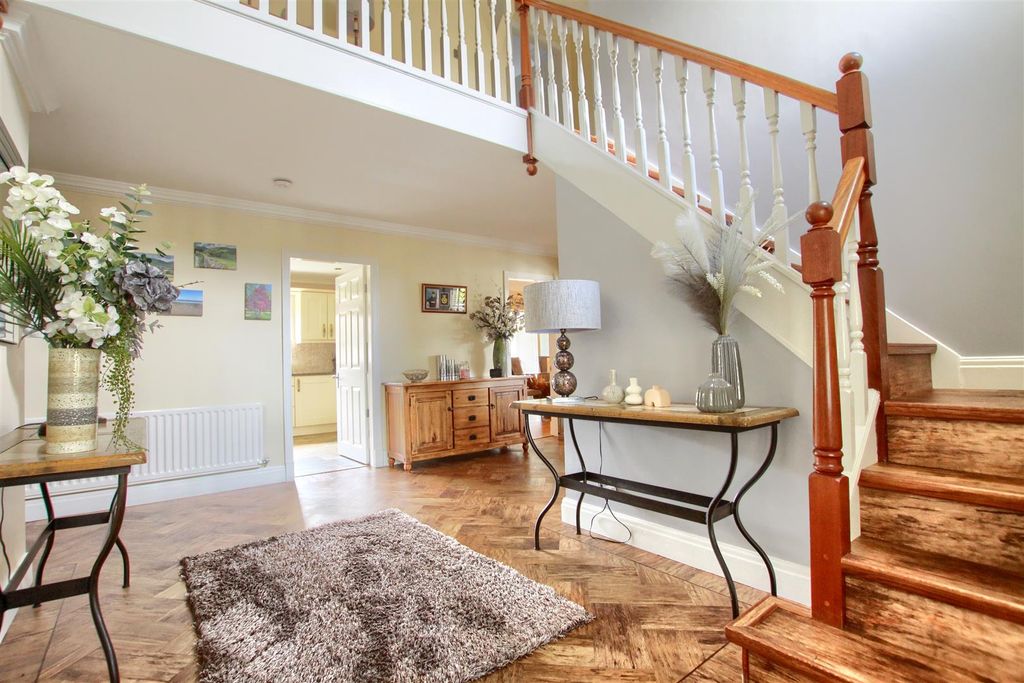Property photo 2 of 20 Ts7.Jpg