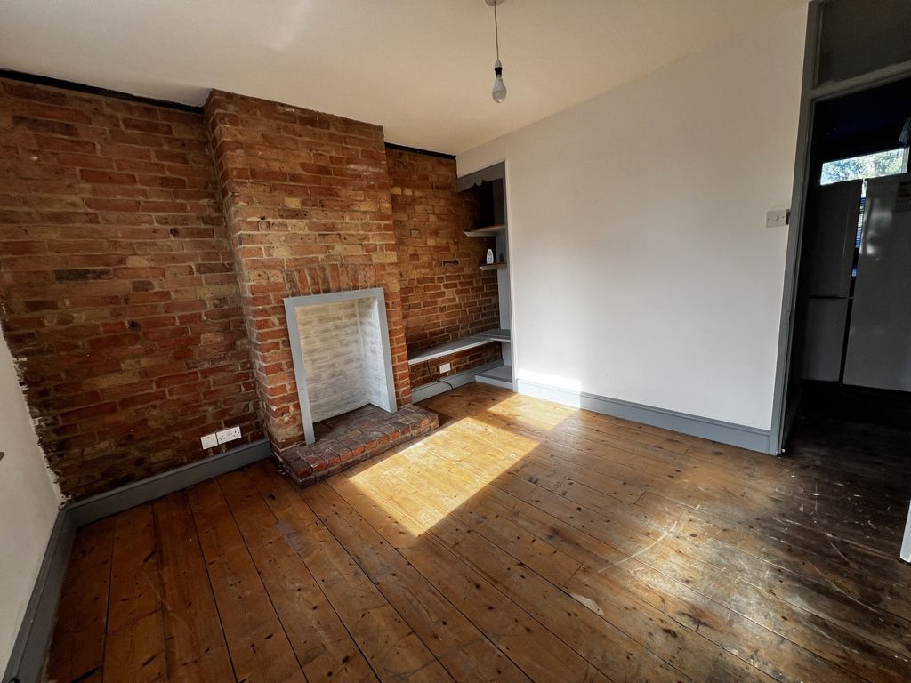 Property photo 3 of 13 Photo 12