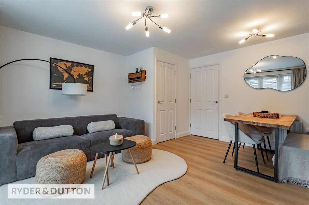 Property photo 3 of 13 Picture 3